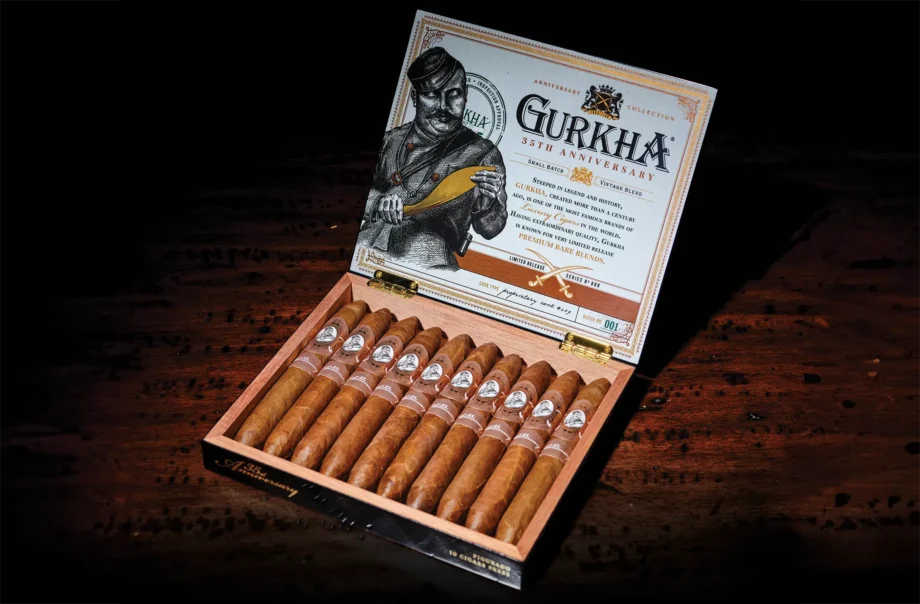 GURKHA 35TH  ANNIVERSARY FIGURADO 10